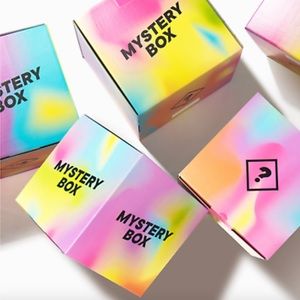 M Y S T E R Y B O X - BABY GIRL COLLECTION